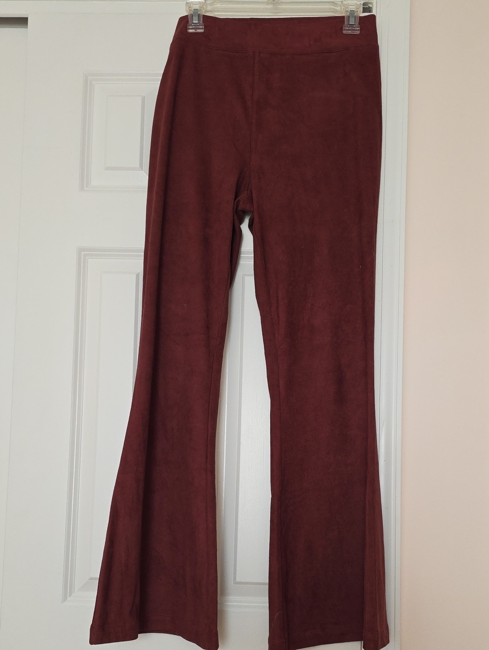Chaser Velour Burgundy Flare Pull On Pants, LARGE. EUC